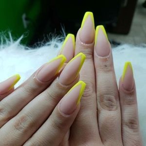 Meet your Posher, Nhu